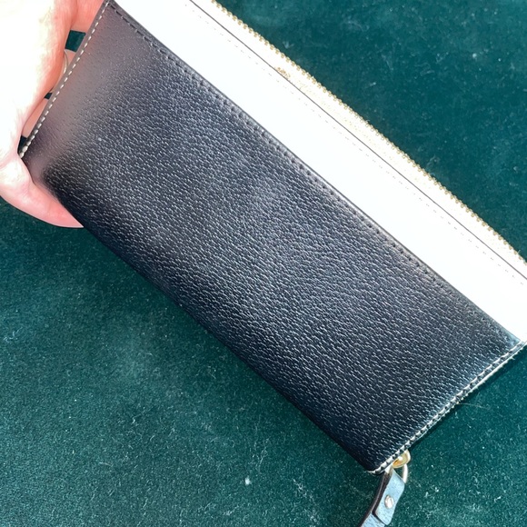 Kate Spade Wallet - Picture 3 of 6